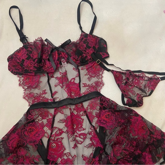New! Victoria's Secret Wicked Unlined Rose Lace Apron Set XS 1685 - Picture 3 of 9